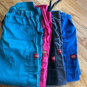 Women’s dickies scrub pants. Size small petite.